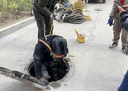 定州抽化粪池公司分享管道气囊封堵的原理。